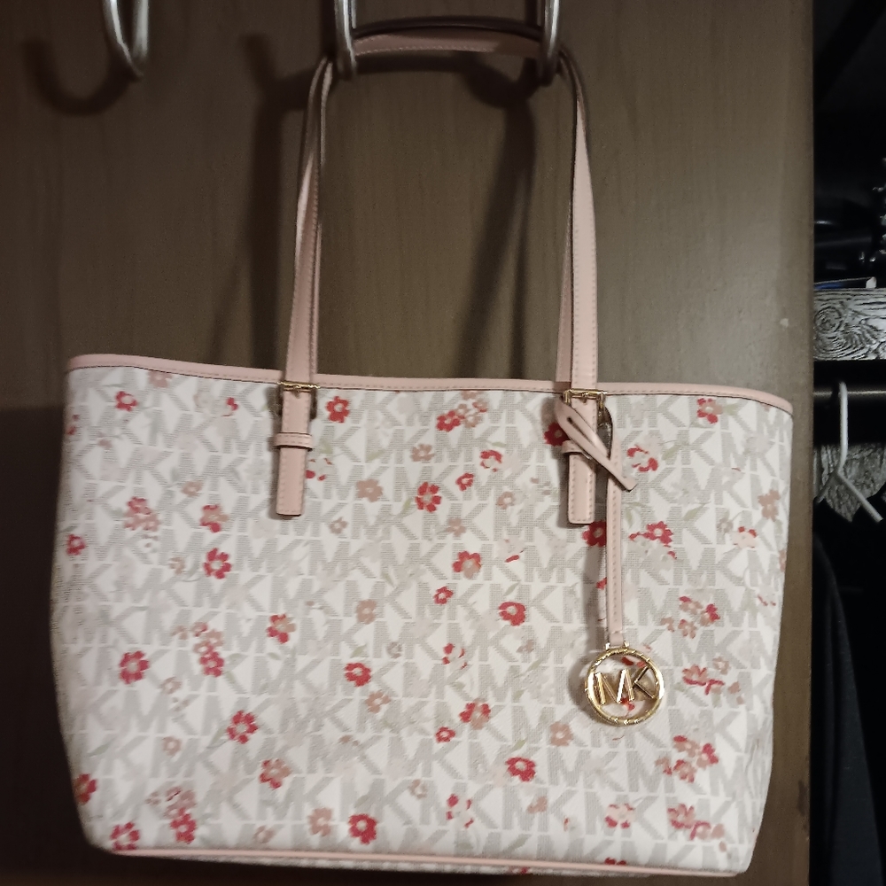 Michael Kors tote